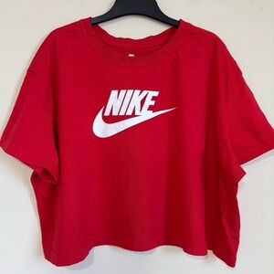 Nike Sportswear Oversized Cropped Loose Fit Short Sleeve White Logo Red Tee XXL